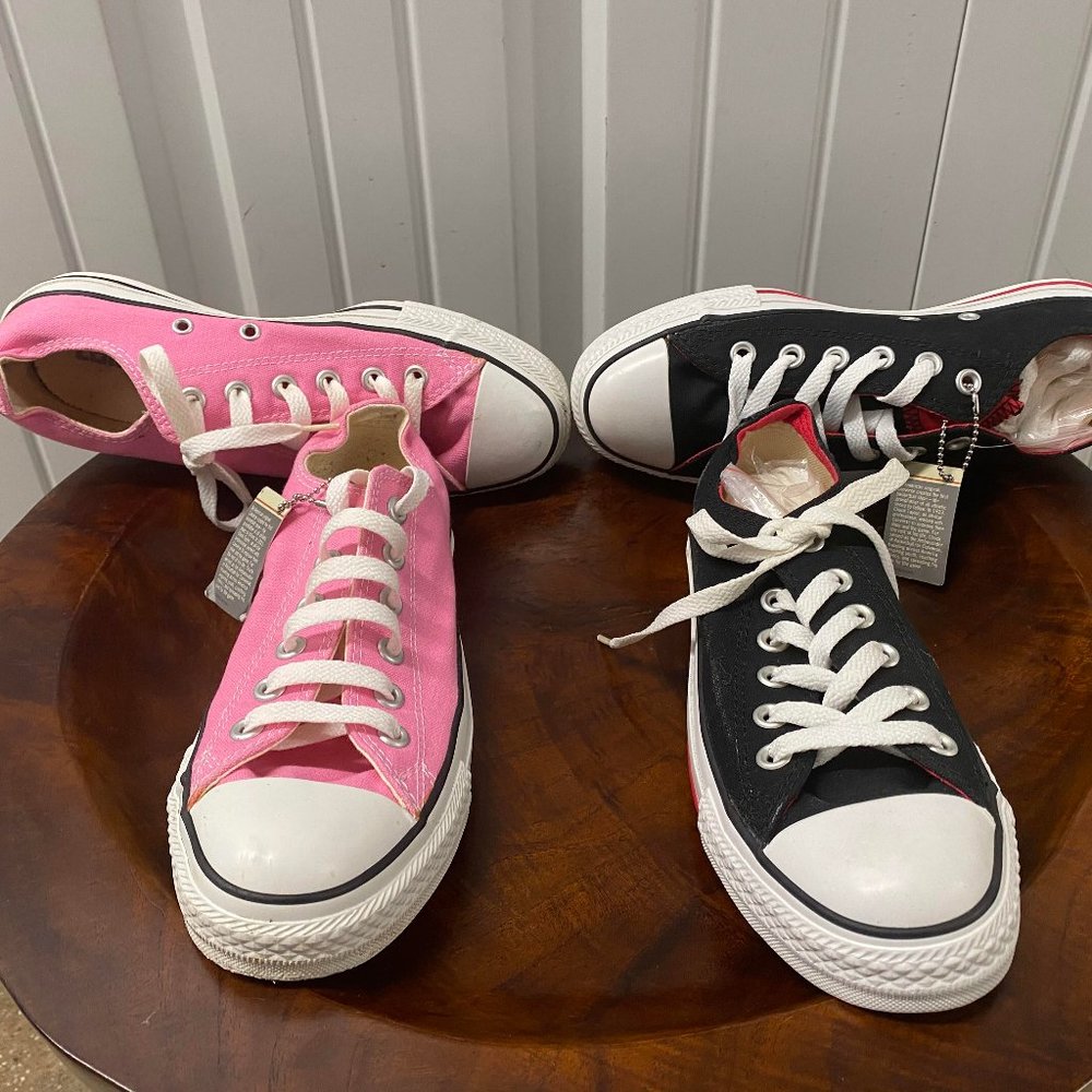 NEVER WORN Vintage Converse 7, 7 1/2